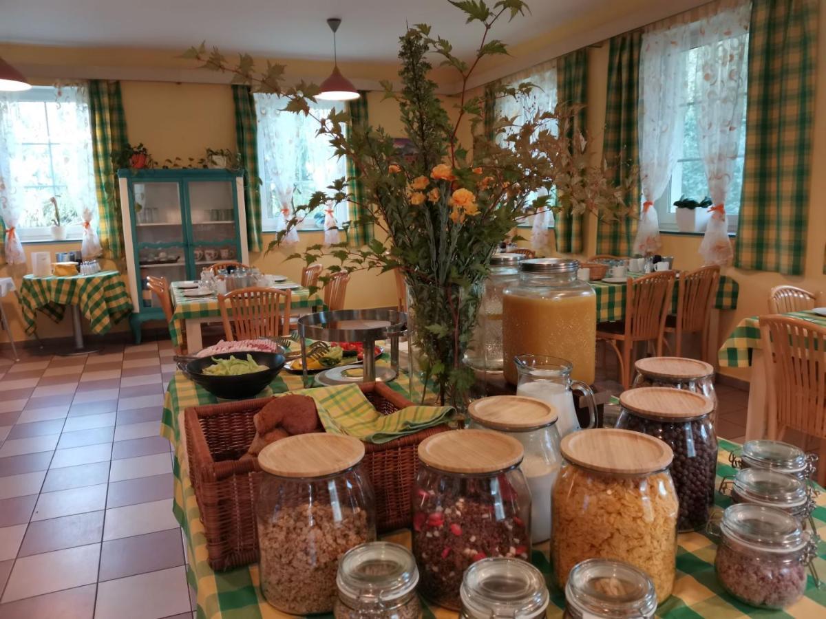 Penzion Pastviny Екстериор снимка