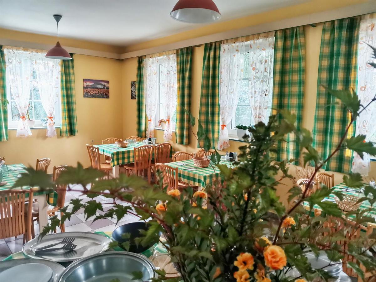 Penzion Pastviny Екстериор снимка
