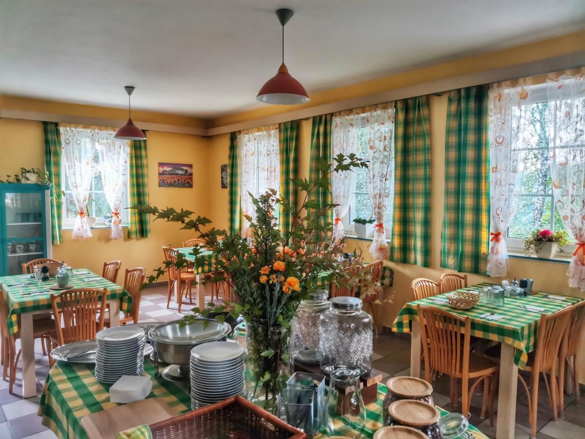 Penzion Pastviny Екстериор снимка